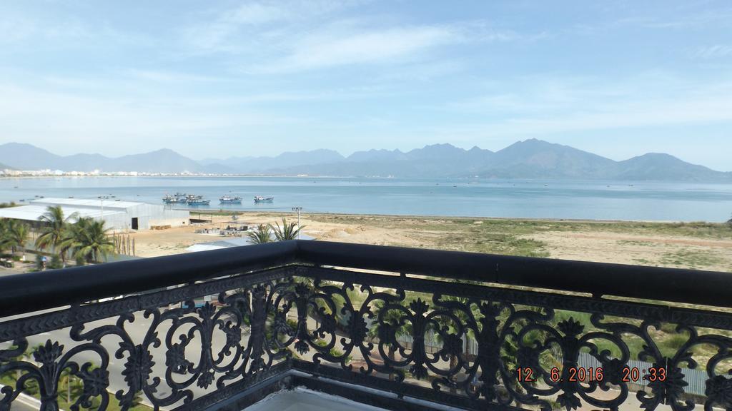 Rosa Bayside Guesthouse Da Nang Buitenkant foto